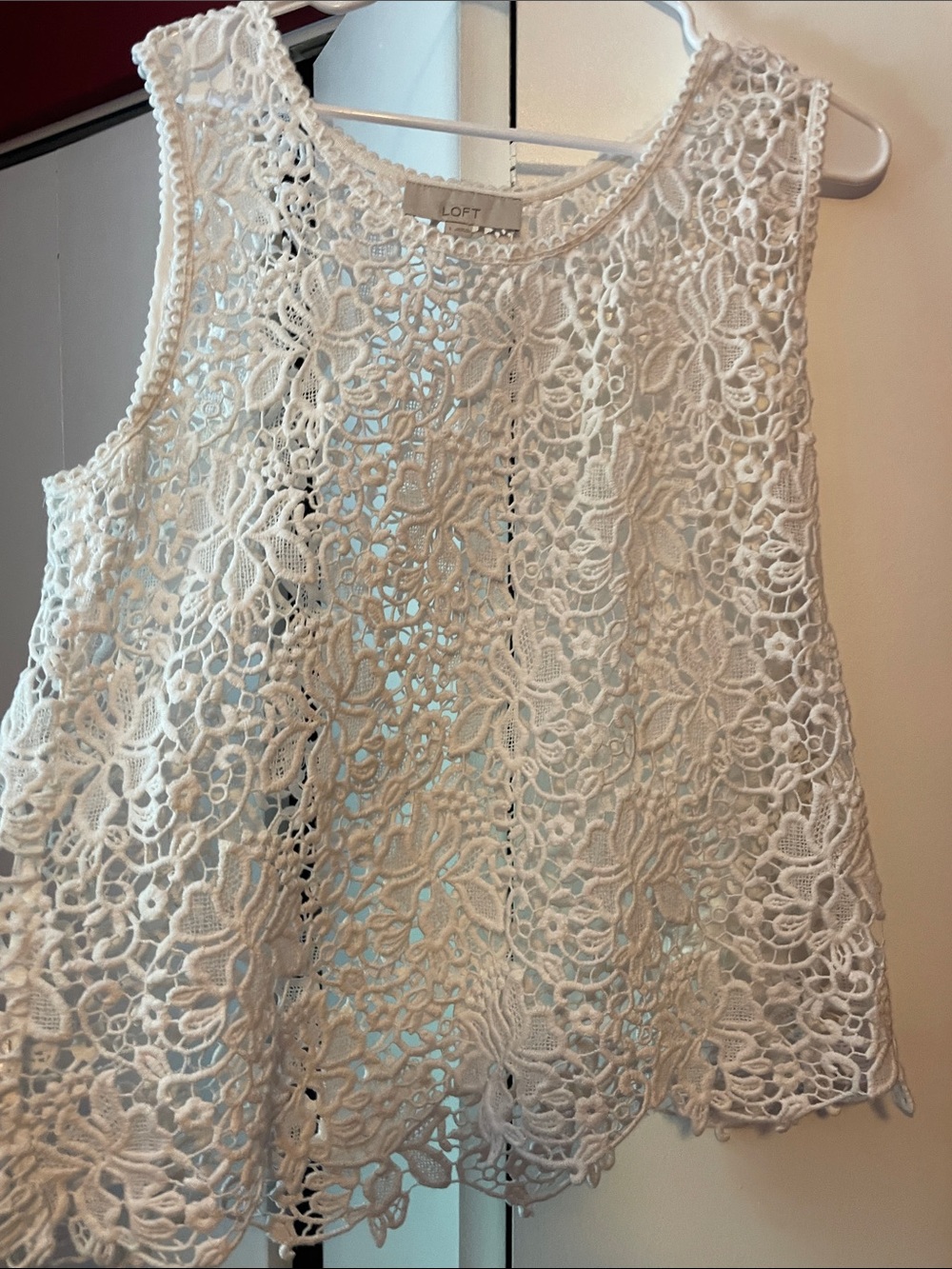 Amazing LOFT White Crochet Lace Sleeveless Top - Picture 4 of 8